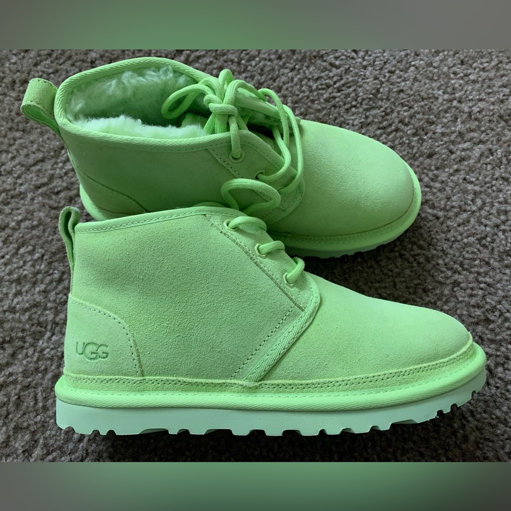 Brand New UGG Neumel Chukka Lace Up Green Women's Boot Size 7